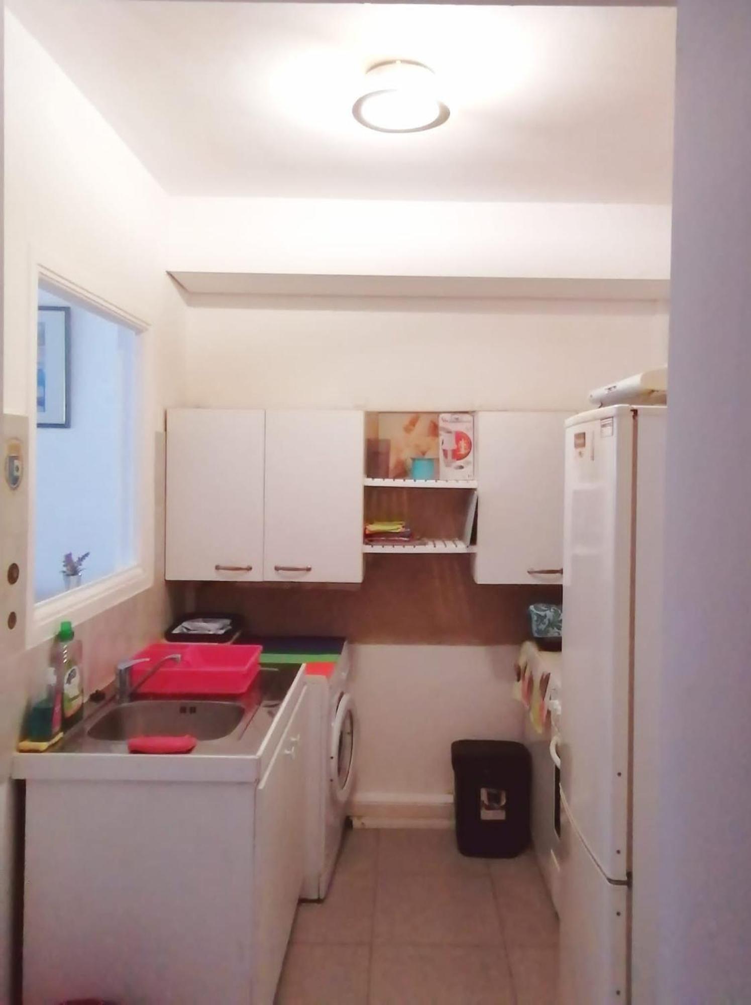2 Pieces Idealement Placee Dans Le Centre Menton Bagian luar foto